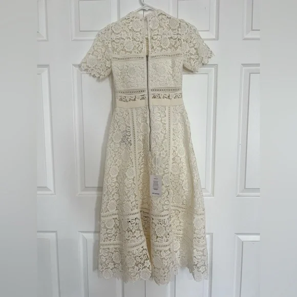 NWT Self Portrait Ivory Floral Guipure Midi Dress - US 0 - Picture 5 of 7